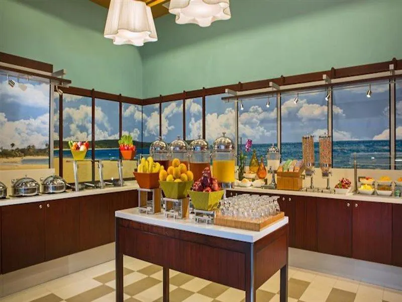 מלון Doubletree By Hilton סן חואן אתר נופש