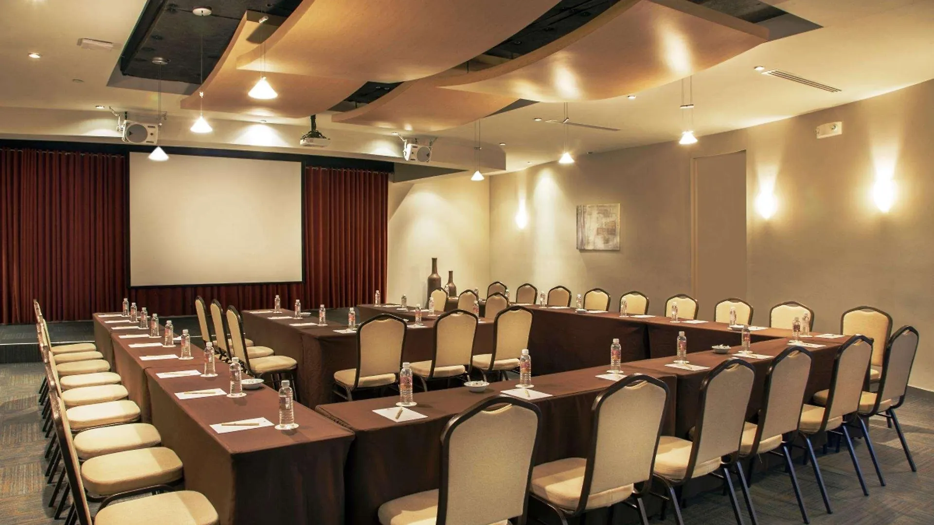 Doubletree By Hilton San Juan Hotel