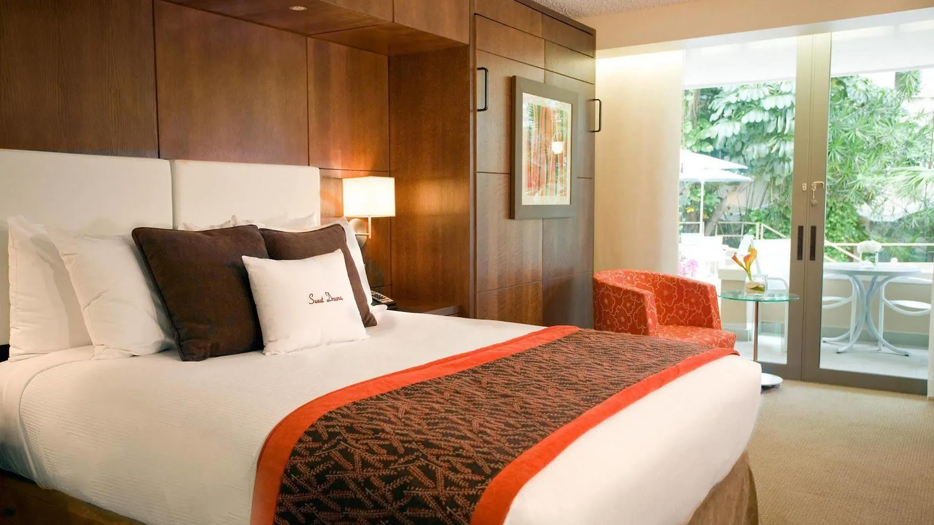 Doubletree By Hilton San Juan Hotel Resort